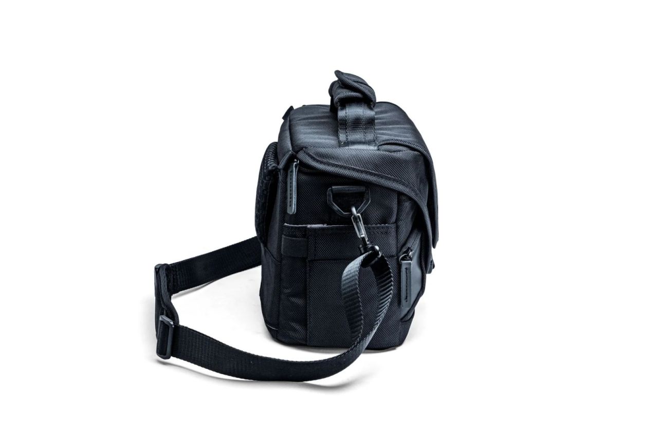 Vanguard Veo Select 22S Shoulder Bag – Black Vanguard Veo Select 22S Shoulder Bag – Black