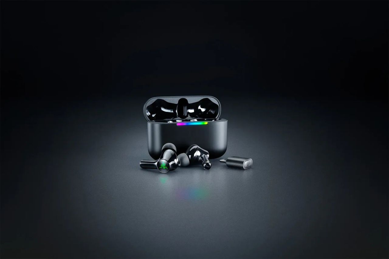 Razer Hammerhead V3 HyperSpeed Wireless Bluetooth Multi-Platform ANC Gaming Headset Black