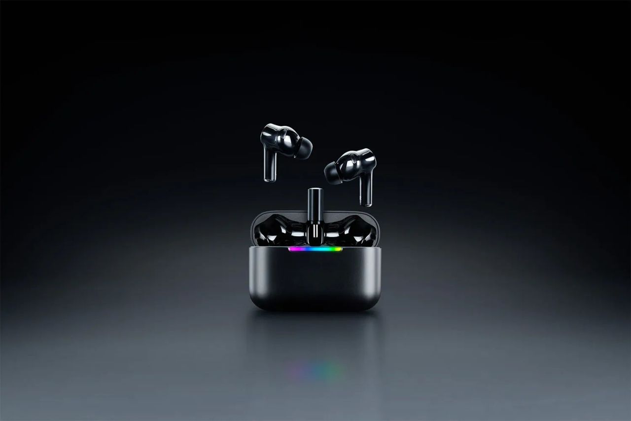 Razer Hammerhead V3 HyperSpeed Wireless Bluetooth Multi-Platform ANC Gaming Headset Black