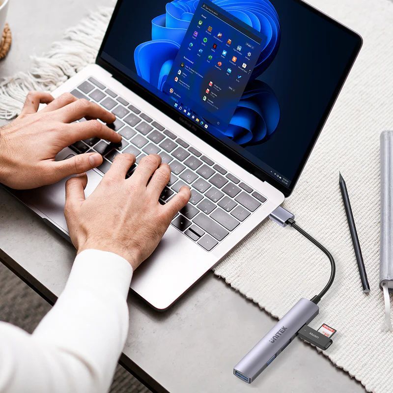 Unitek 4-in-1 USB-A Hub Space Grey