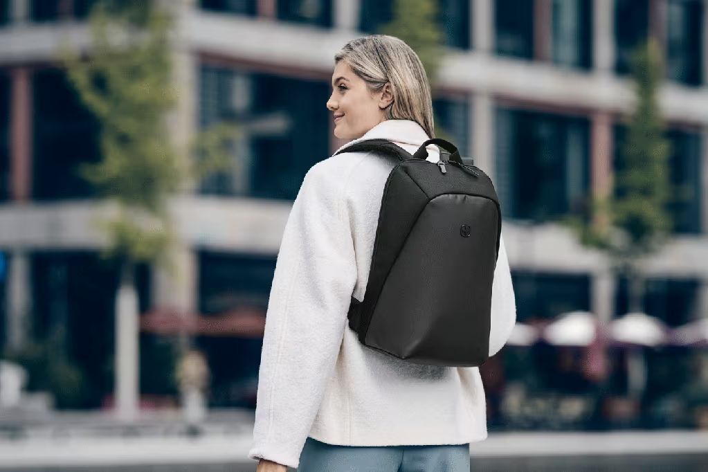 Wenger UrbanOne Light Backpack 14" Black Wenger UrbanOne Light Backpack 14" Black
