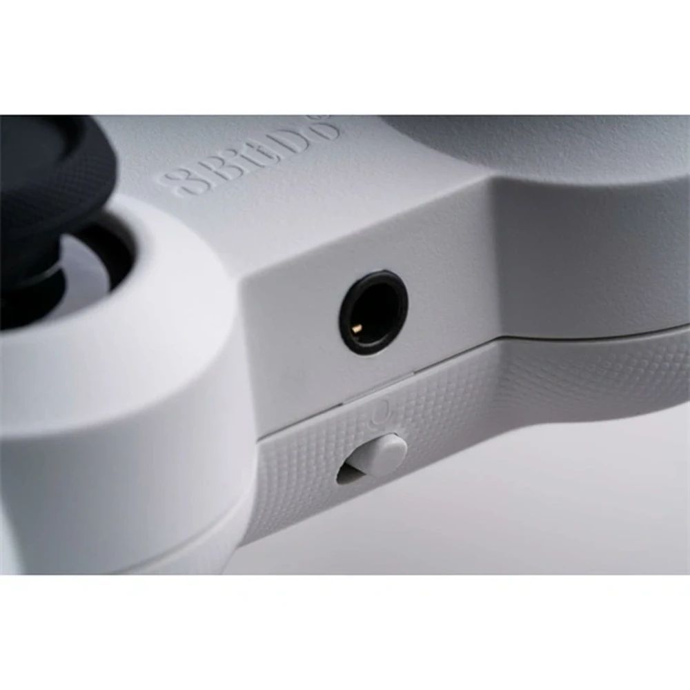 8BitDo Pro 2 Wired Gamepad White 8BitDo Pro 2 Wired Gamepad White