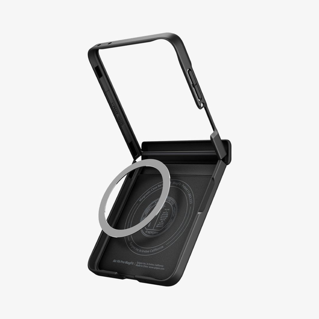 Spigen Air Fit Pro MagSafe case for Samsung Galaxy Z Flip8 Black Spigen Air Fit Pro MagSafe case for Samsung Galaxy Z Flip8 Black
