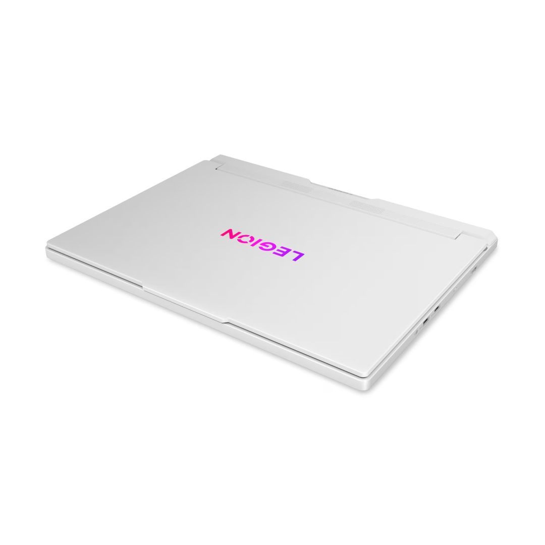 Lenovo Legion Pro 7 Glacier White Lenovo Legion Pro 7 Glacier White