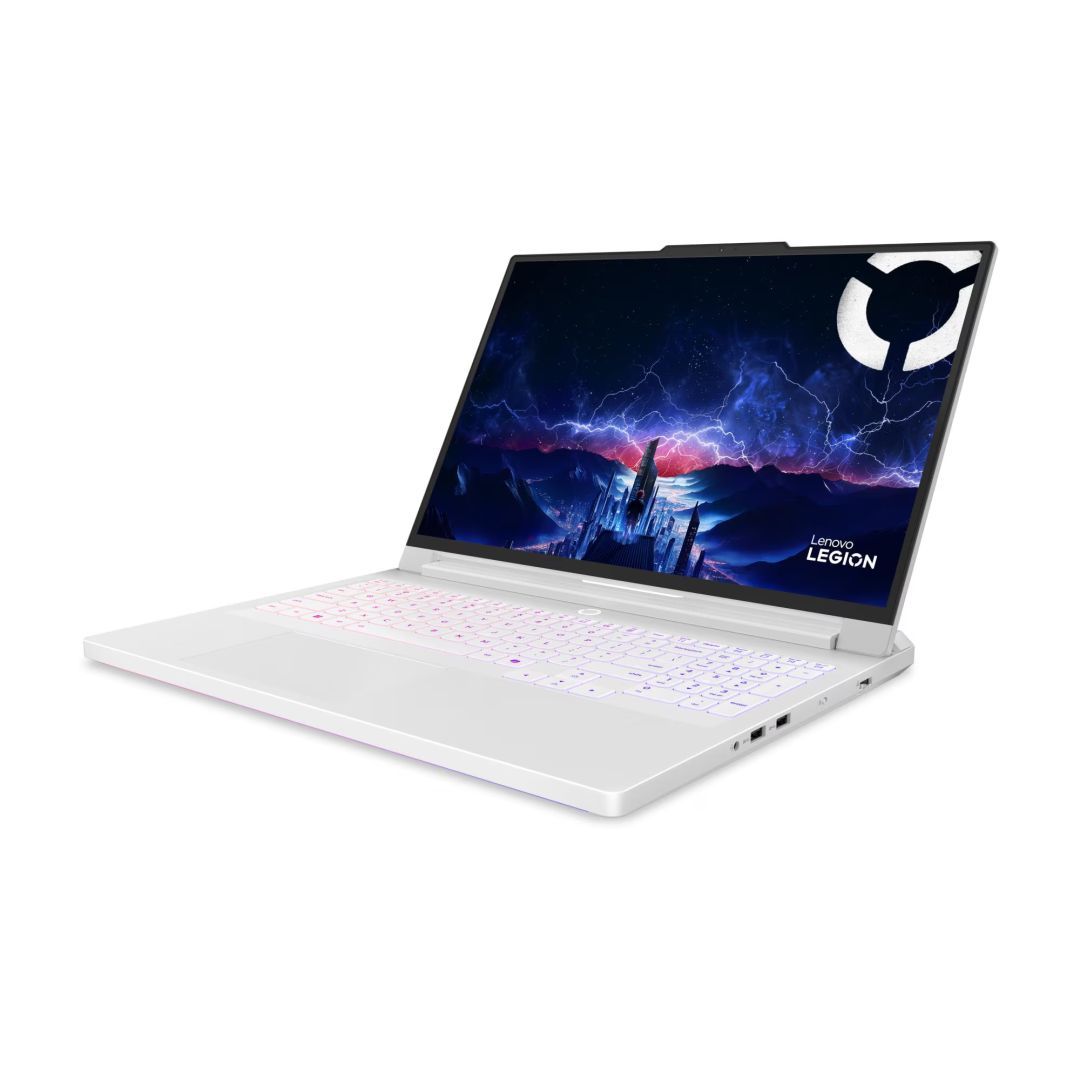 Lenovo Legion Pro 7 Glacier White Lenovo Legion Pro 7 Glacier White