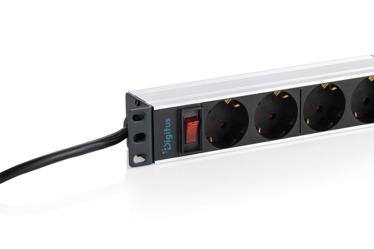 Digitus DN-95418-S Túlfeszültségvédő 4DIN 2m Black/White Digitus DN-95418-S Túlfeszültségvédő 4DIN 2m Black/White