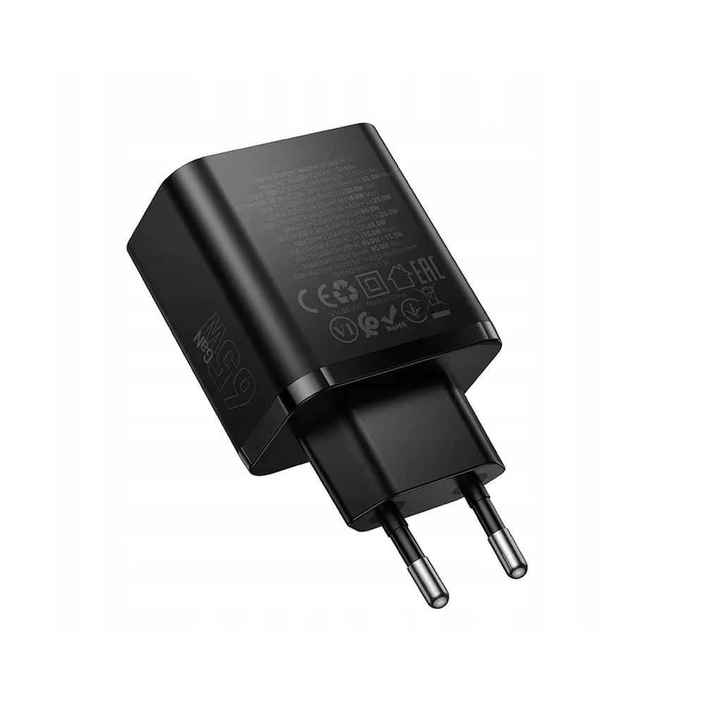 Hoco 65W univerzális hálózati töltő adapter Black Hoco 65W univerzális hálózati töltő adapter Black
