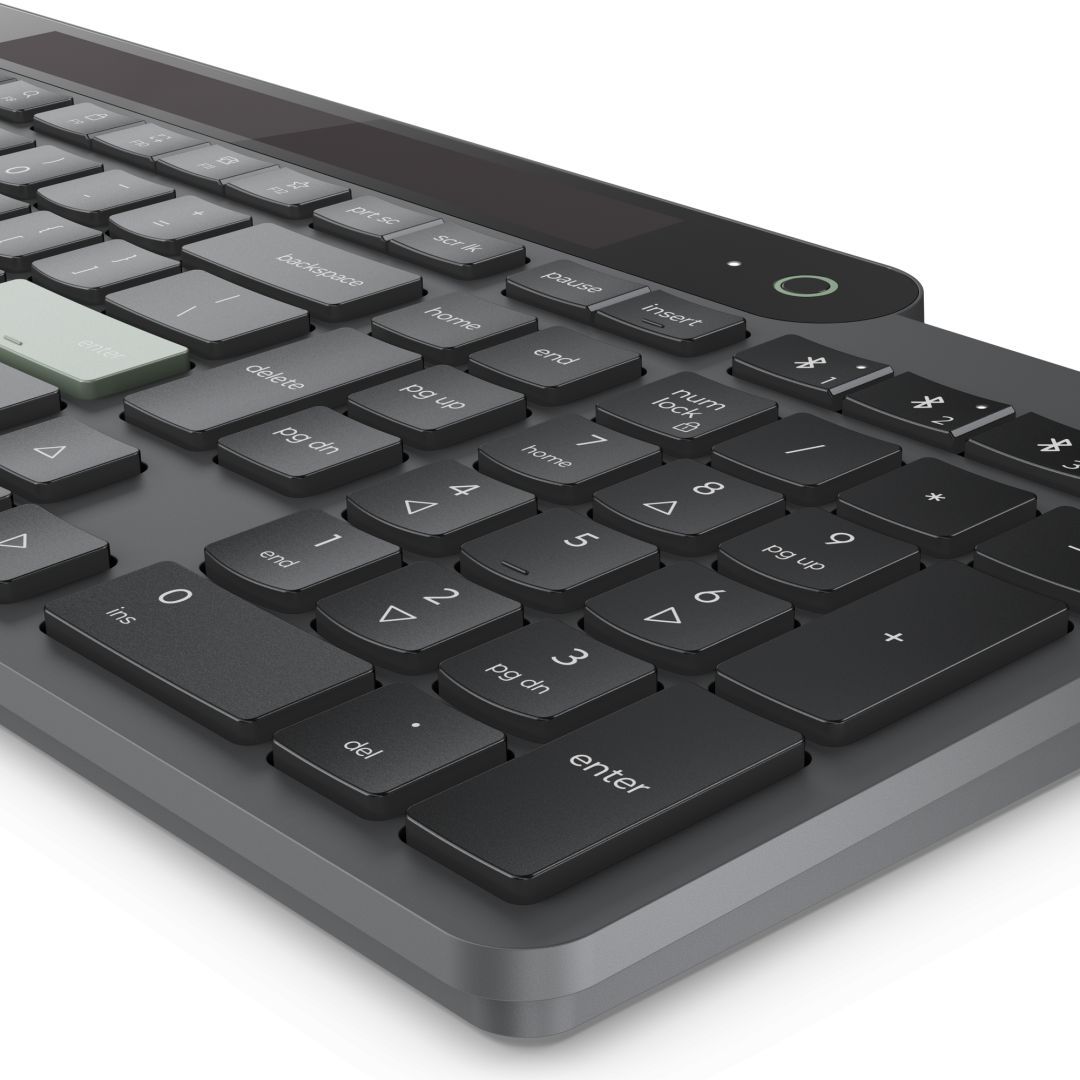 Lenovo Self-Charging Bluetooth Keyboard Black HU