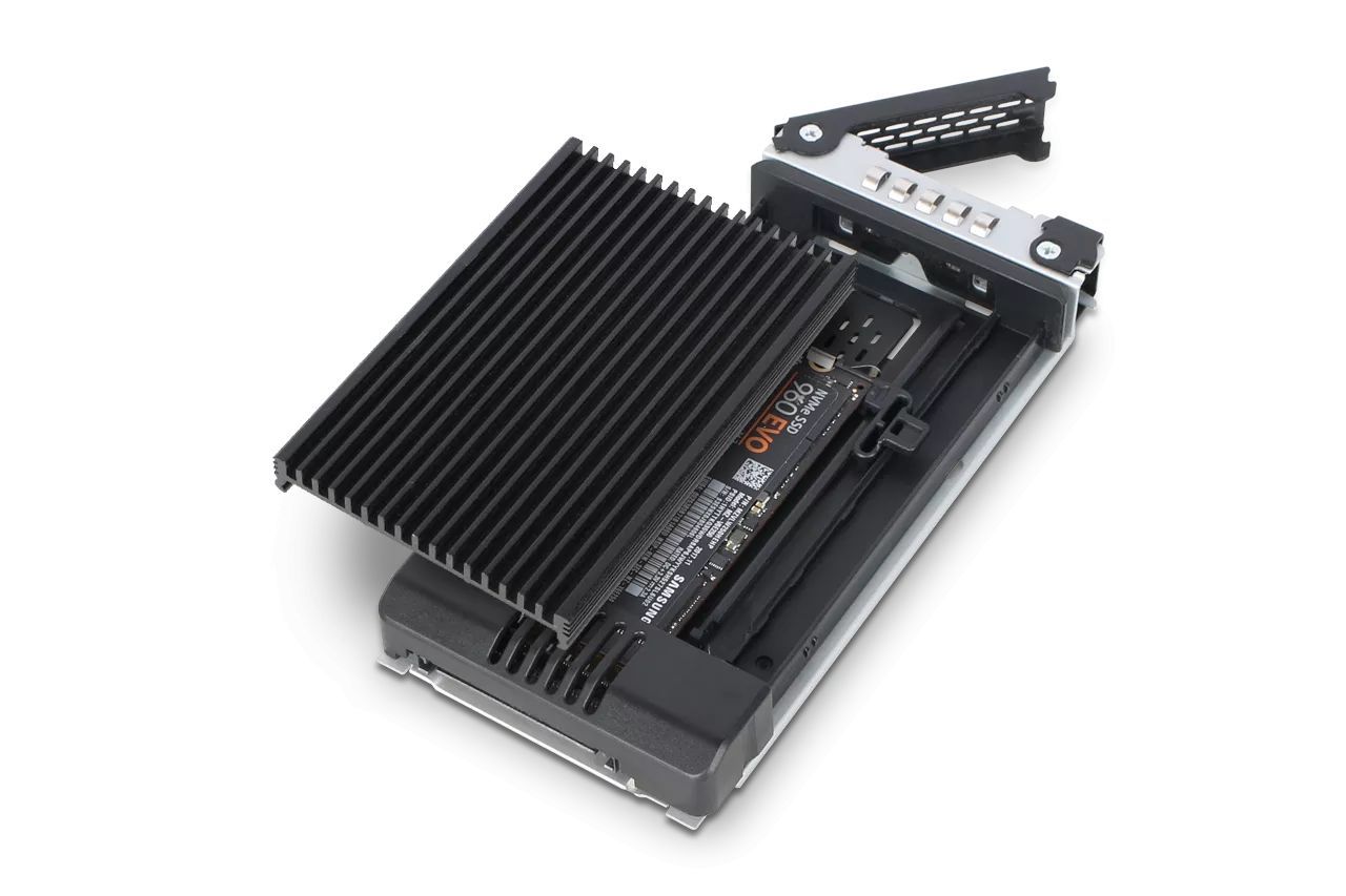 IcyDock MB601TP-1B ToughArmor MB601VK-1B / MB601M2K-1B Removable M.2 SSD Tray IcyDock MB601TP-1B ToughArmor MB601VK-1B / MB601M2K-1B Removable M.2 SSD Tray