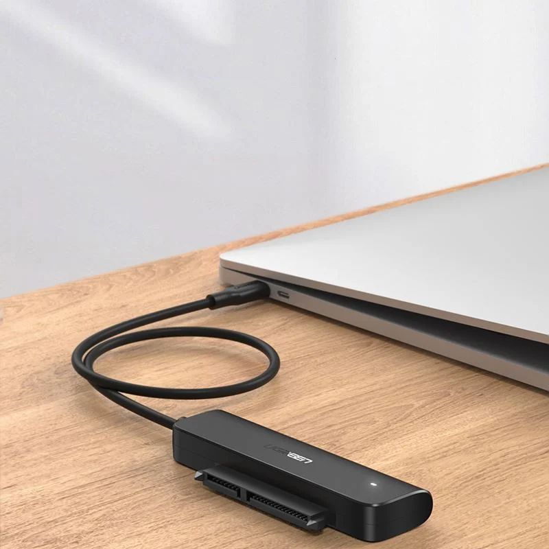 UGREEN USB-C to SATA adapter Black UGREEN USB-C to SATA adapter Black