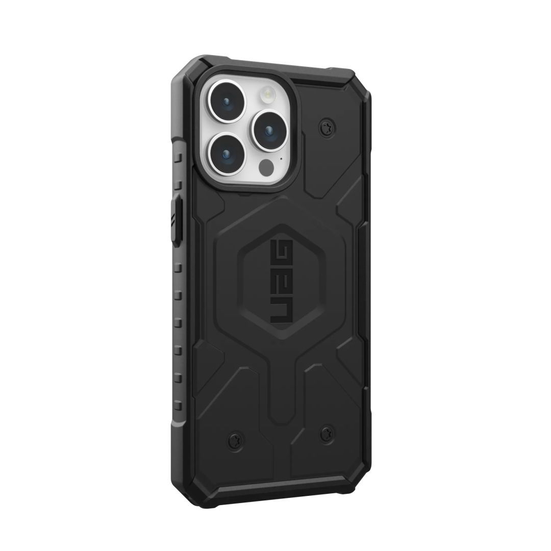 UAG Pathfinder case for MagSafe iPhone 15 Pro Max Black UAG Pathfinder case for MagSafe iPhone 15 Pro Max Black